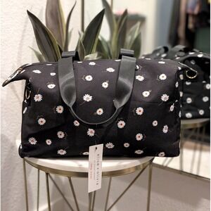 NEW‎ Alice + Olivia Daisy Print Weekender Duffel Bag Black White Floral